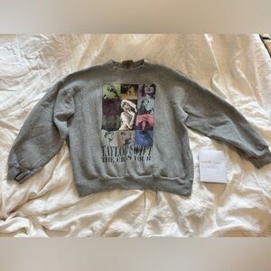 Taylor Swift Eras Tour Crewneck Size M